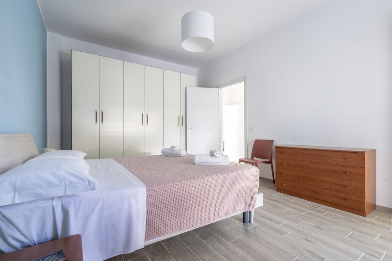Ferienwohnung Casa Ecate Marina di Ragusa Exterior foto
